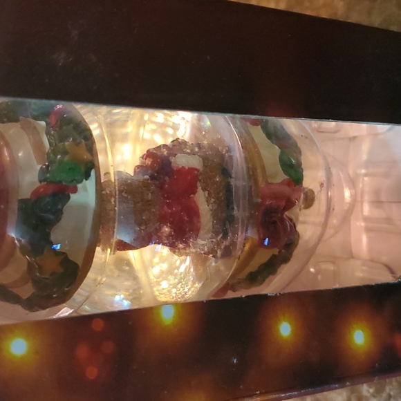 Kirkland Signature Waterglobe Ornament - Picture 2 of 5